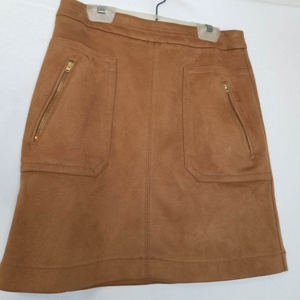 Loft Tan Faux Suede Fully Lined Skirt Zipper Pockets Zipper Closure Size 2P